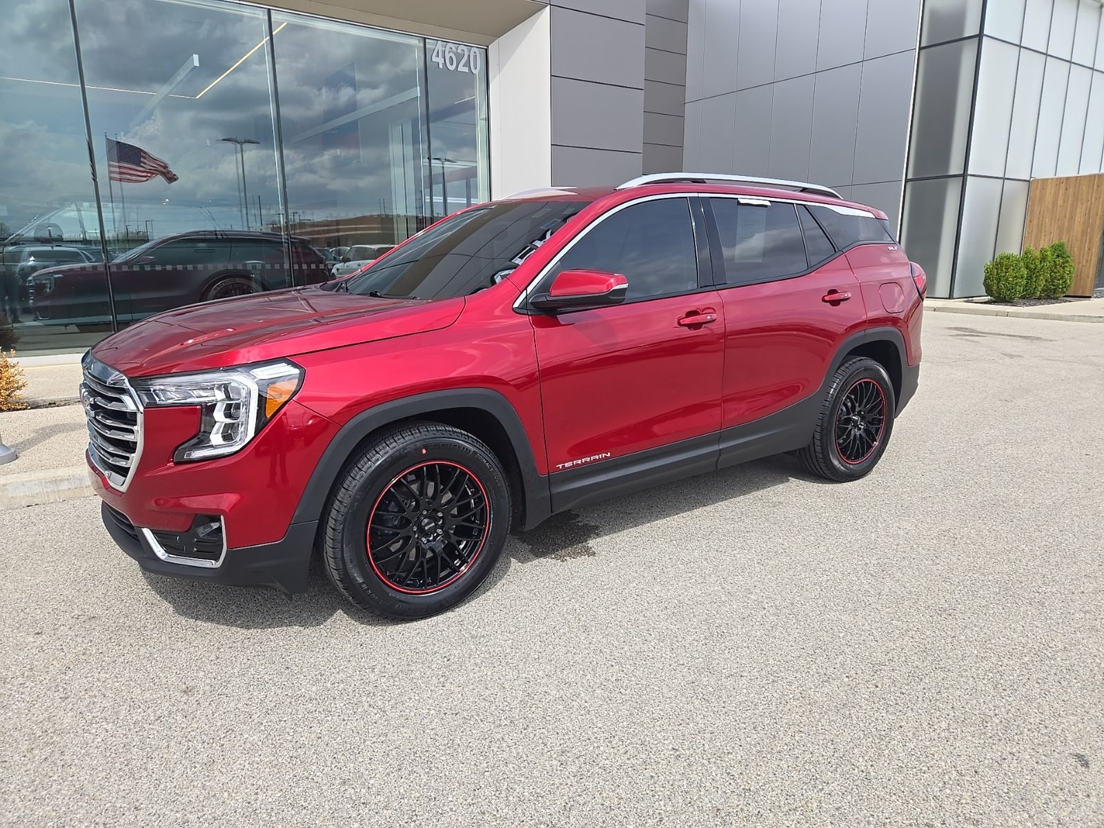 2024 GMC Terrain SLT