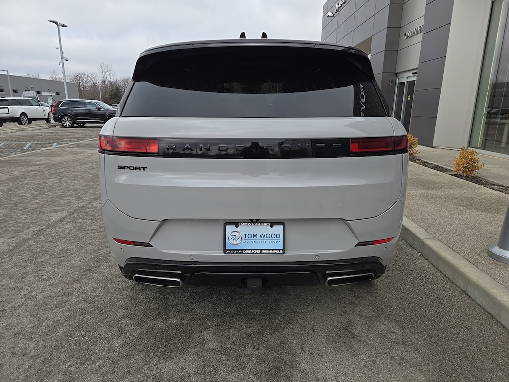 Used 2024 Land Rover Range Rover Sport Dynamic SE SUV