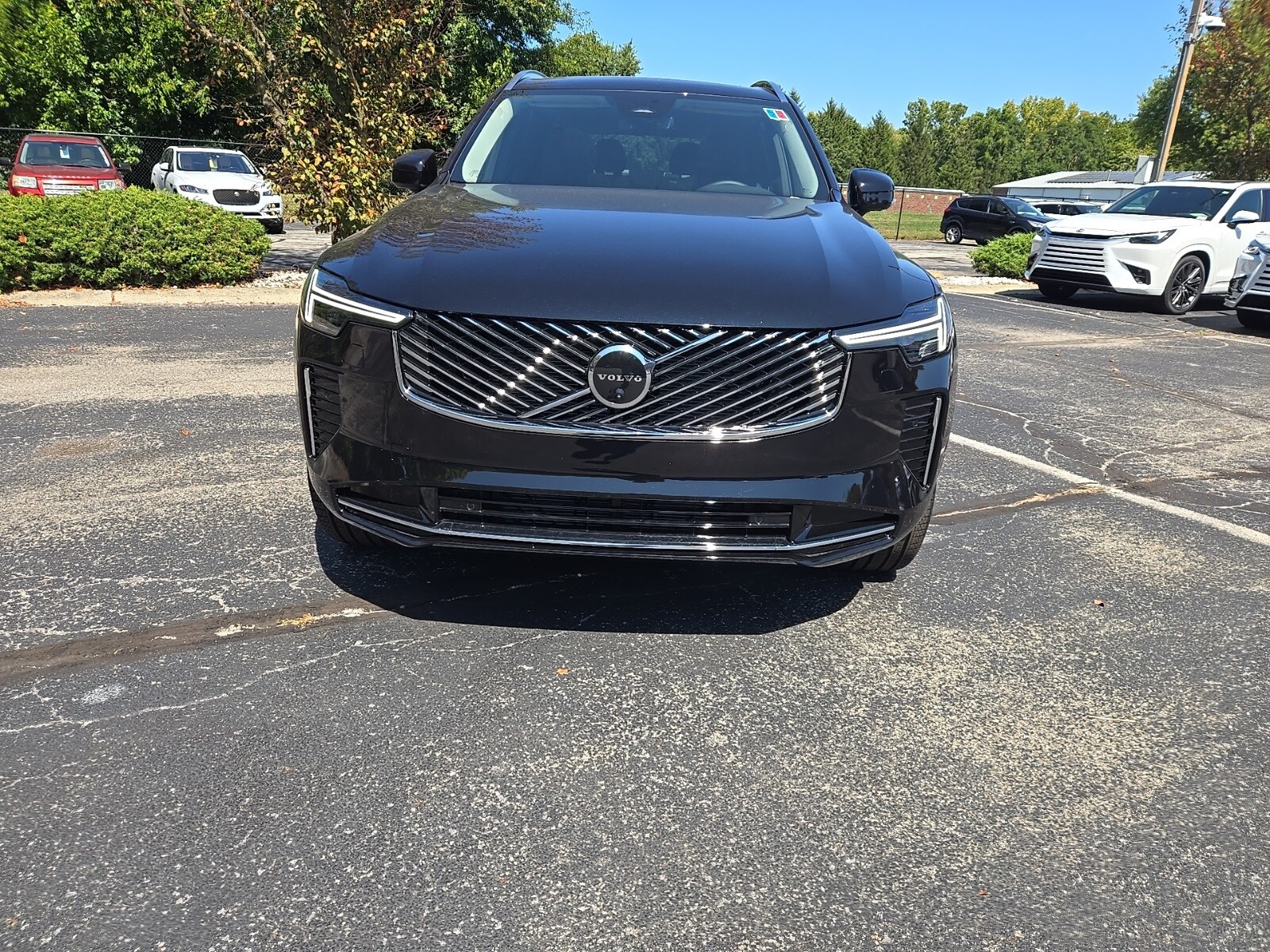 2026 Volvo XC90 Plus photo 3