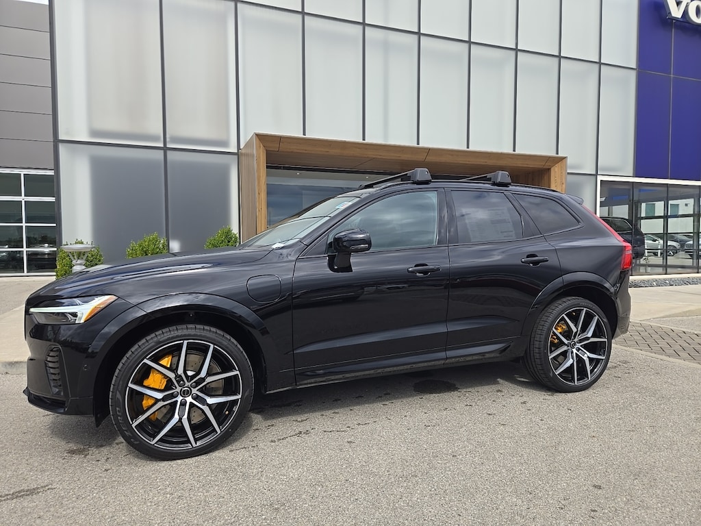 New 2026 Volvo XC60 plug-in hybrid T8 Polestar Engineered SUV