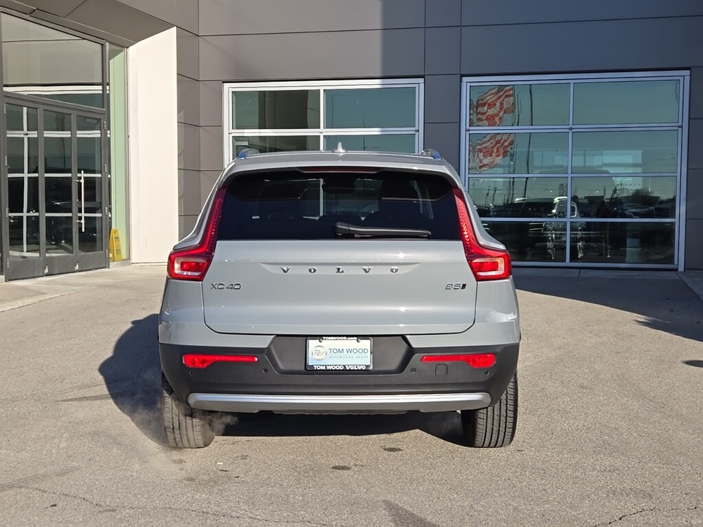 Certified 2025 Volvo XC40 B5 Plus Bright Theme SUV