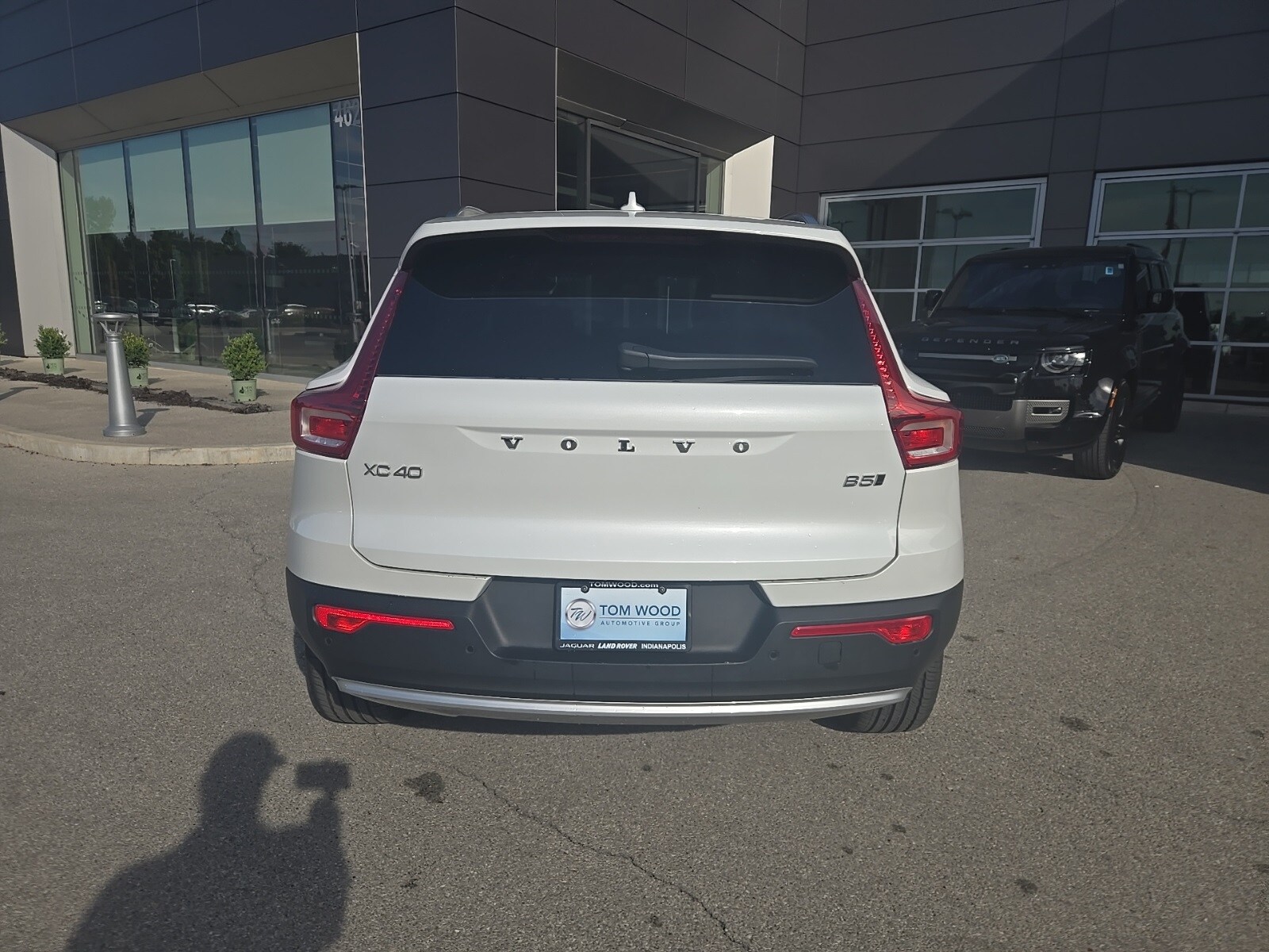2025 Volvo XC40 Core photo 4