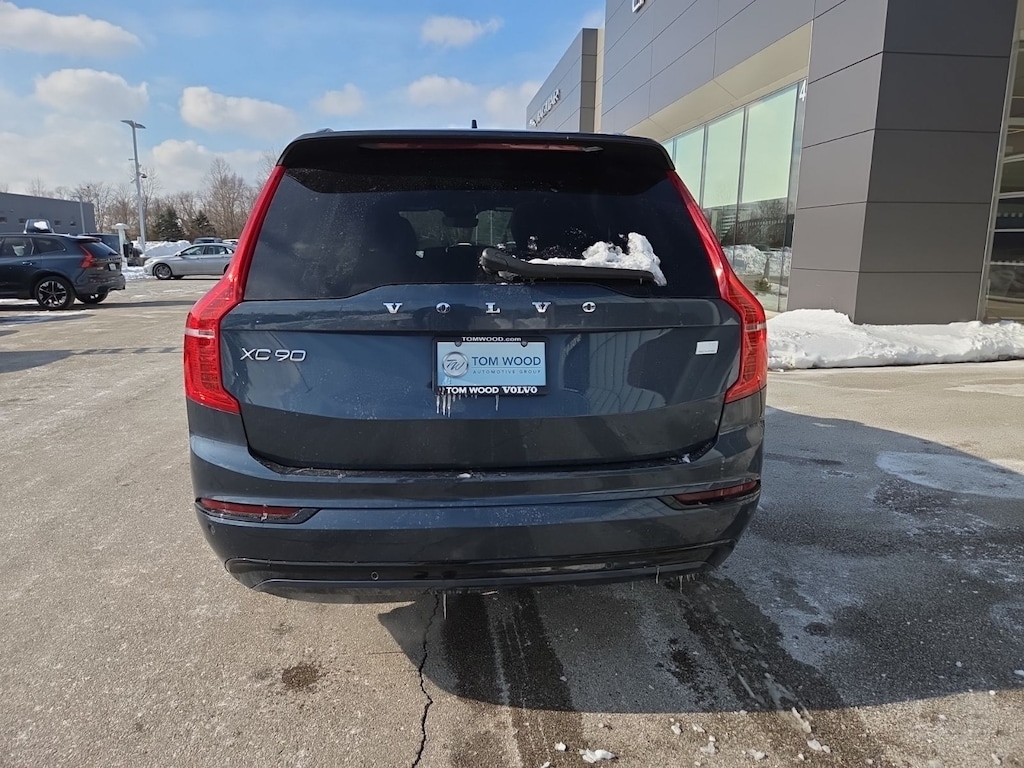 Certified 2023 Volvo XC90 Recharge Plug-In Hybrid Ultimate SUV