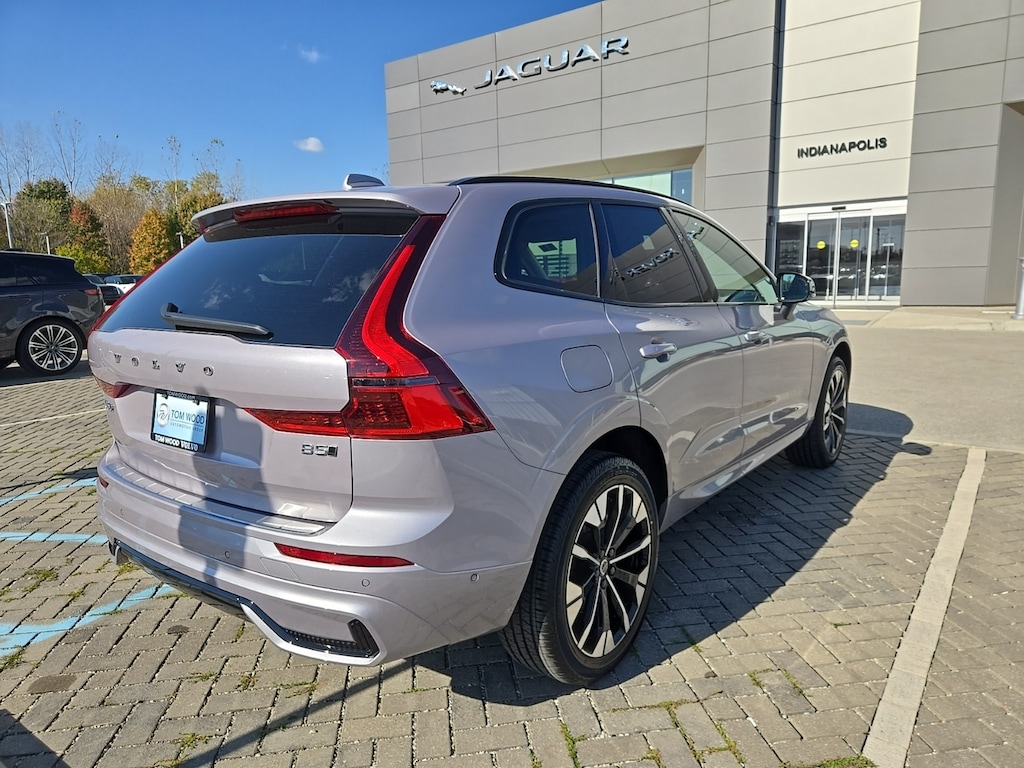 New 2026 Volvo XC60 B5 Plus SUV