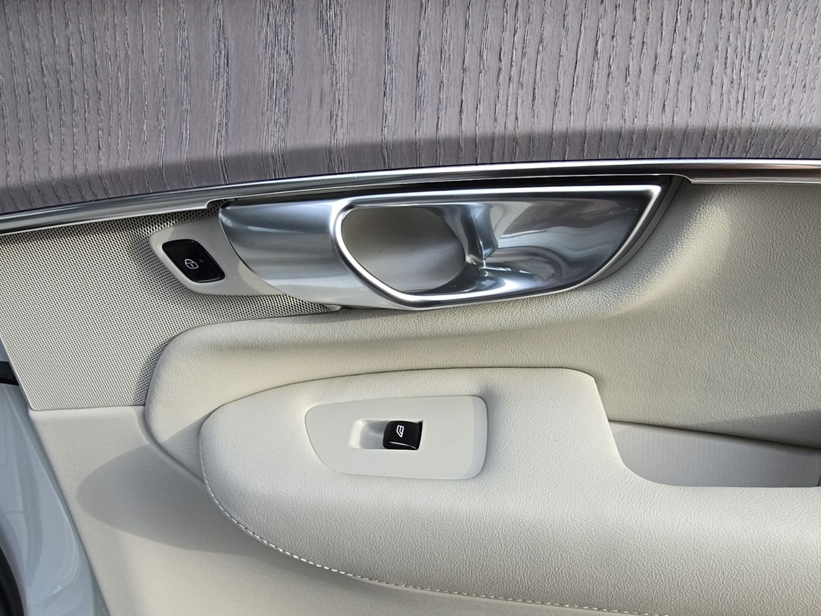 2026 Volvo XC90 Ultra - Photo 28