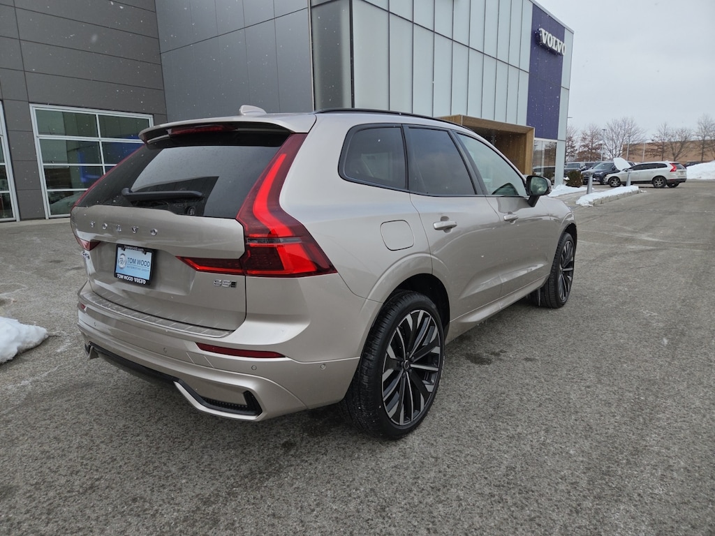 New 2026 Volvo XC60 B5 Ultra SUV
