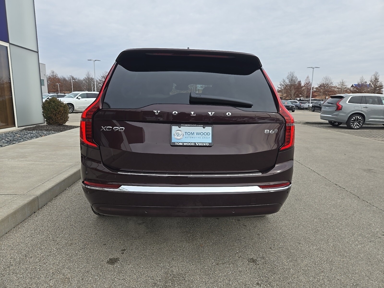 2026 Volvo XC90 Plus photo 2