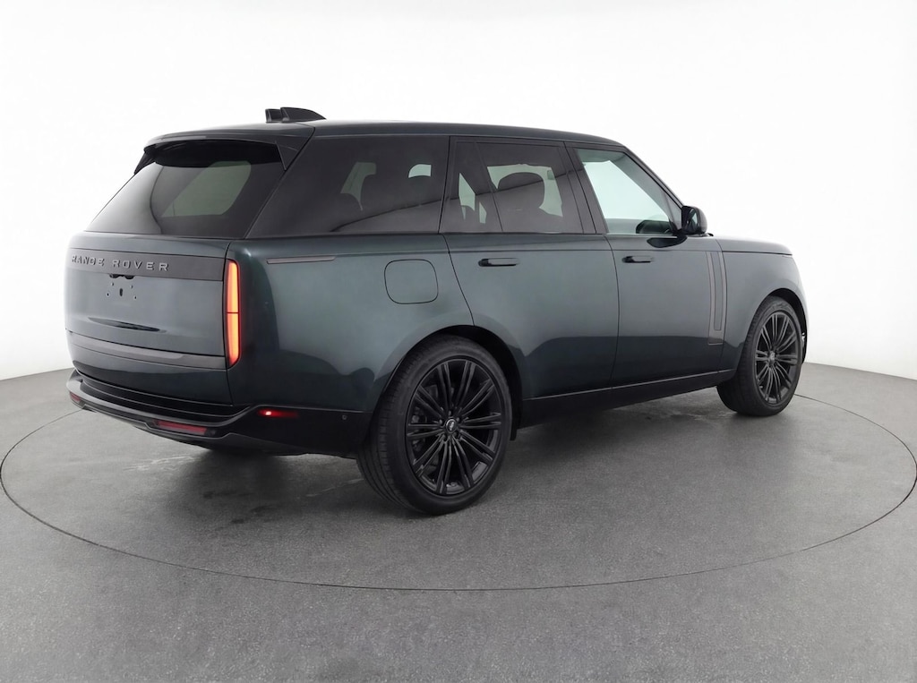 Used 2025 Land Rover Range Rover SE SUV