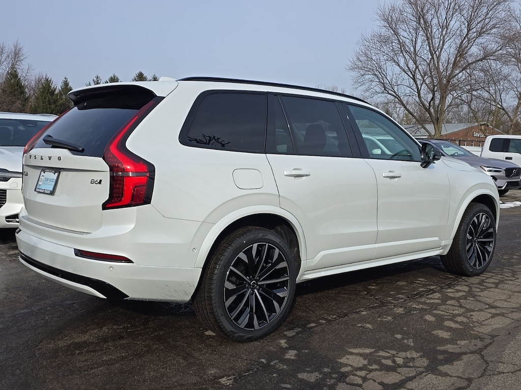 New 2026 Volvo XC90 B6 Ultra Dark Theme 6-Seater SUV