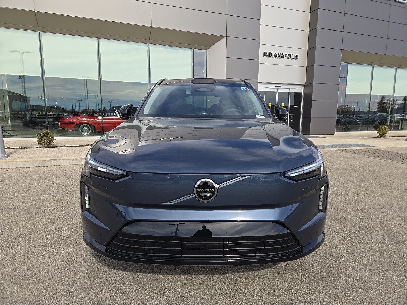 2025 Volvo EX90 Twin Motor Performance Ultra photo 2