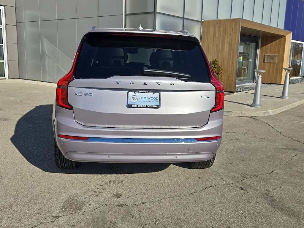 New 2026 Volvo XC90 plug-in hybrid T8 Ultra 7-Seater SUV