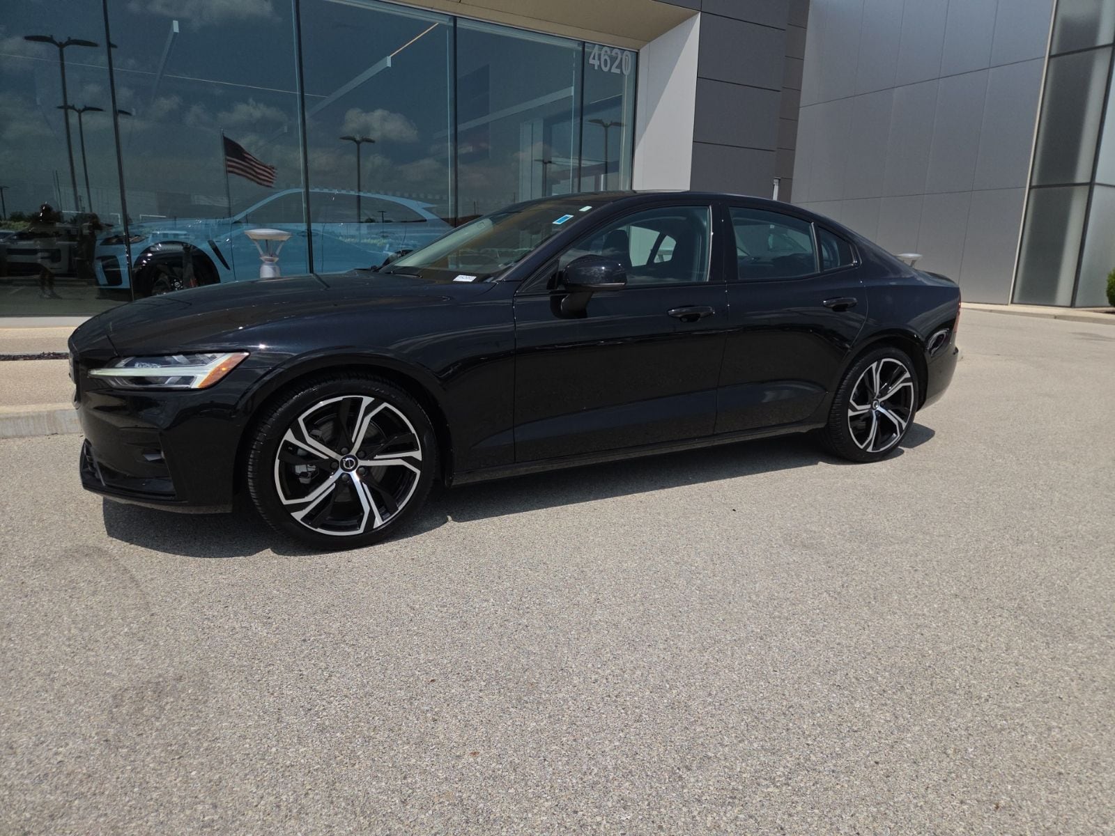 2025 Volvo S60