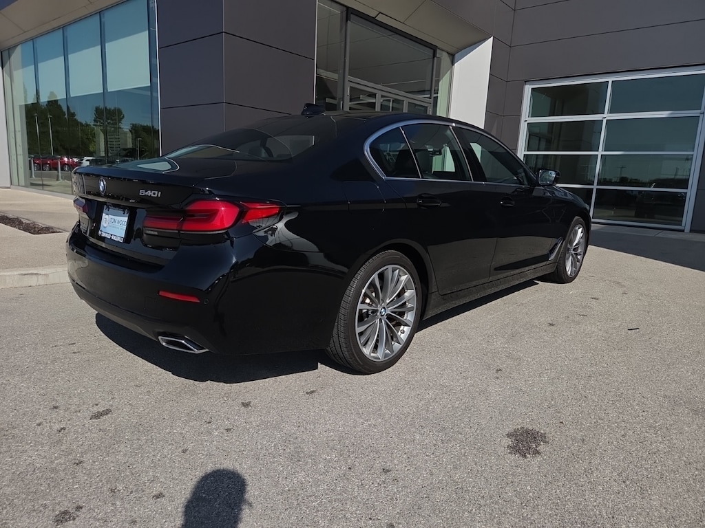 Used 2021 BMW 5 Series 540i xDrive Sedan