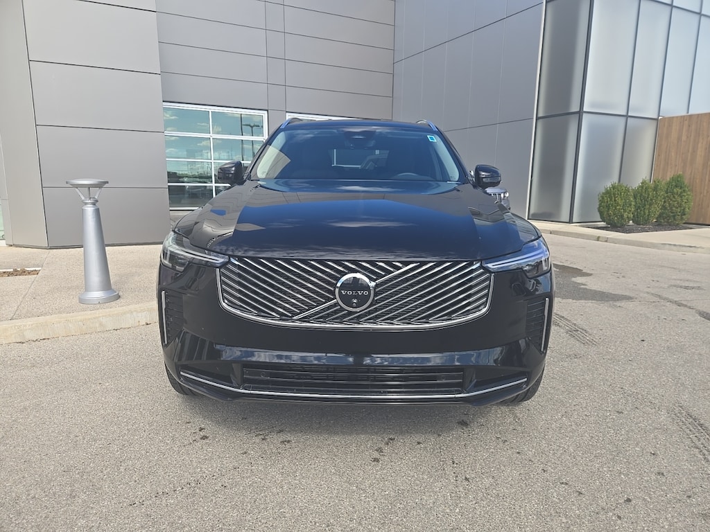 Certified 2025 Volvo XC90 B6 Plus 7-Seater SUV