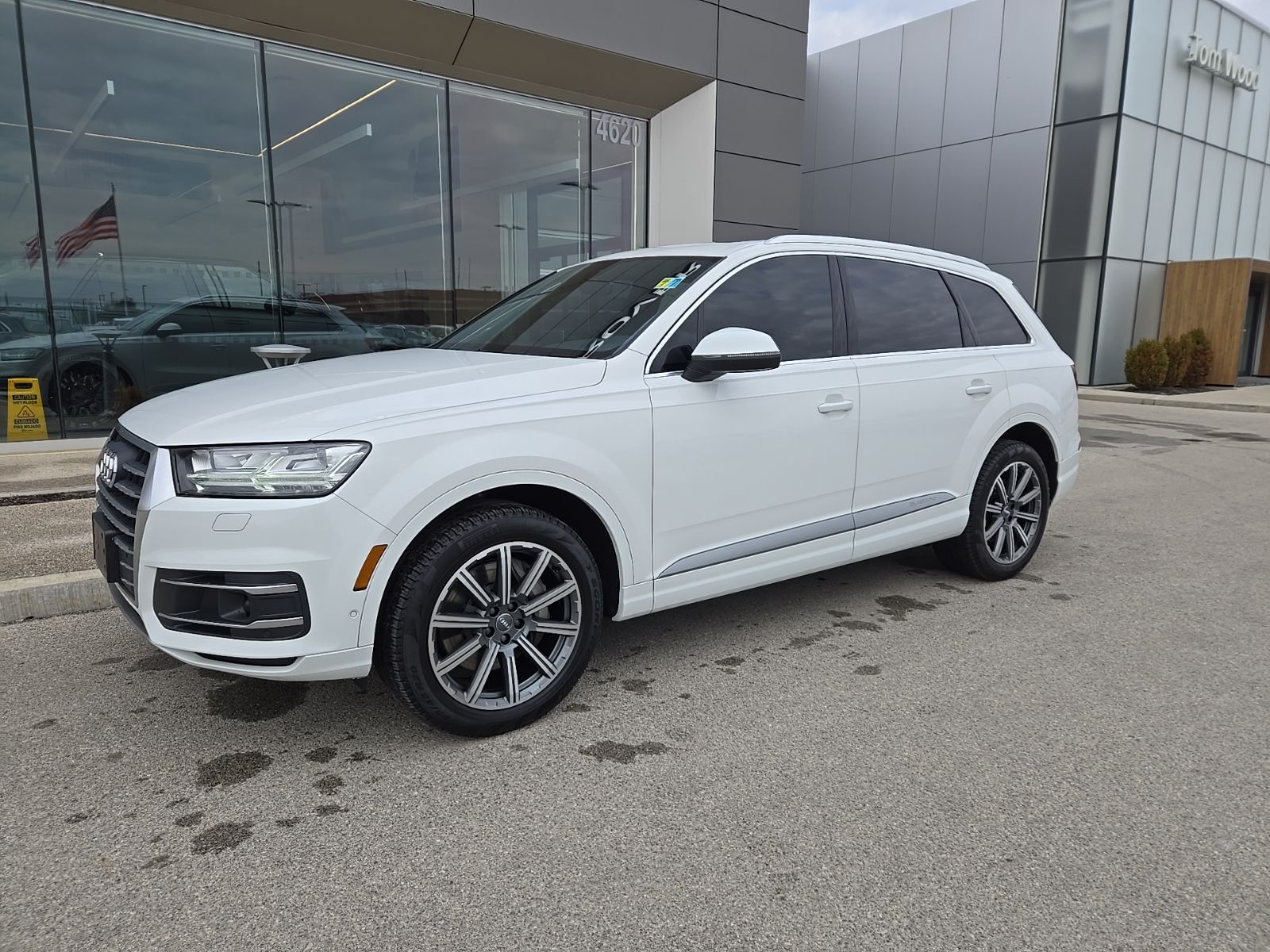 2019 Audi Q7 Premium Plus