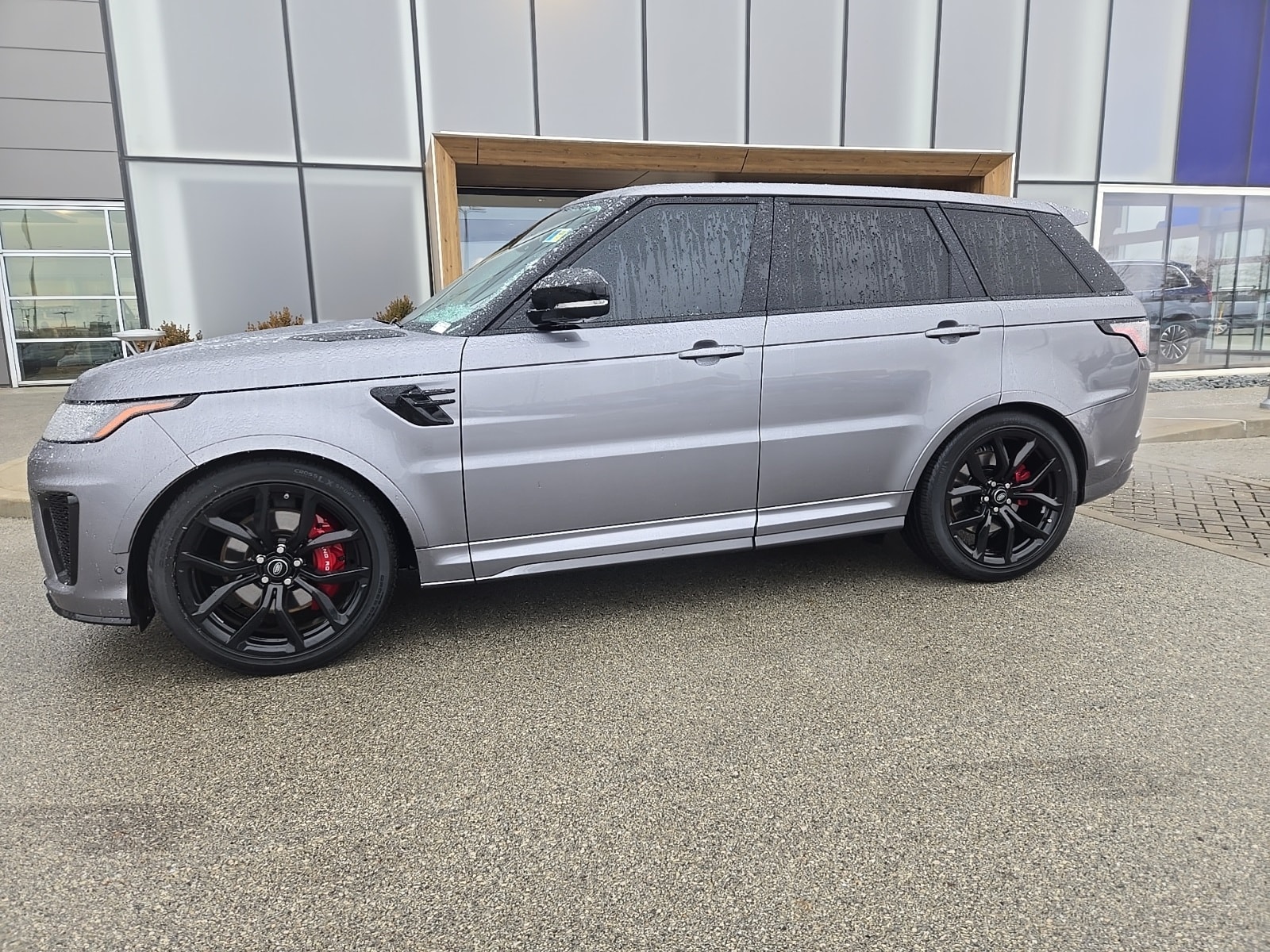 2022 Land Rover Range Rover Sport SVR's photo