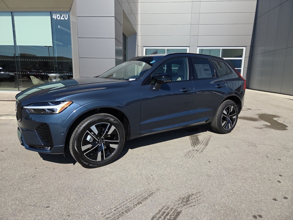 New 2026 Volvo XC60 B5 Plus SUV