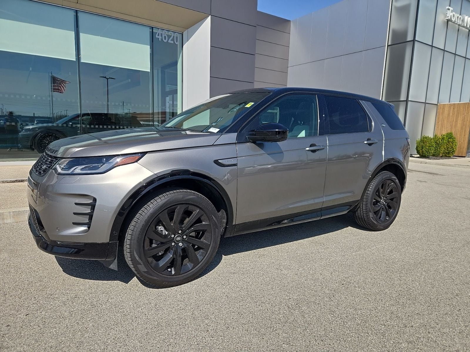 2025 Land Rover Discovery Sport Dynamic SE
