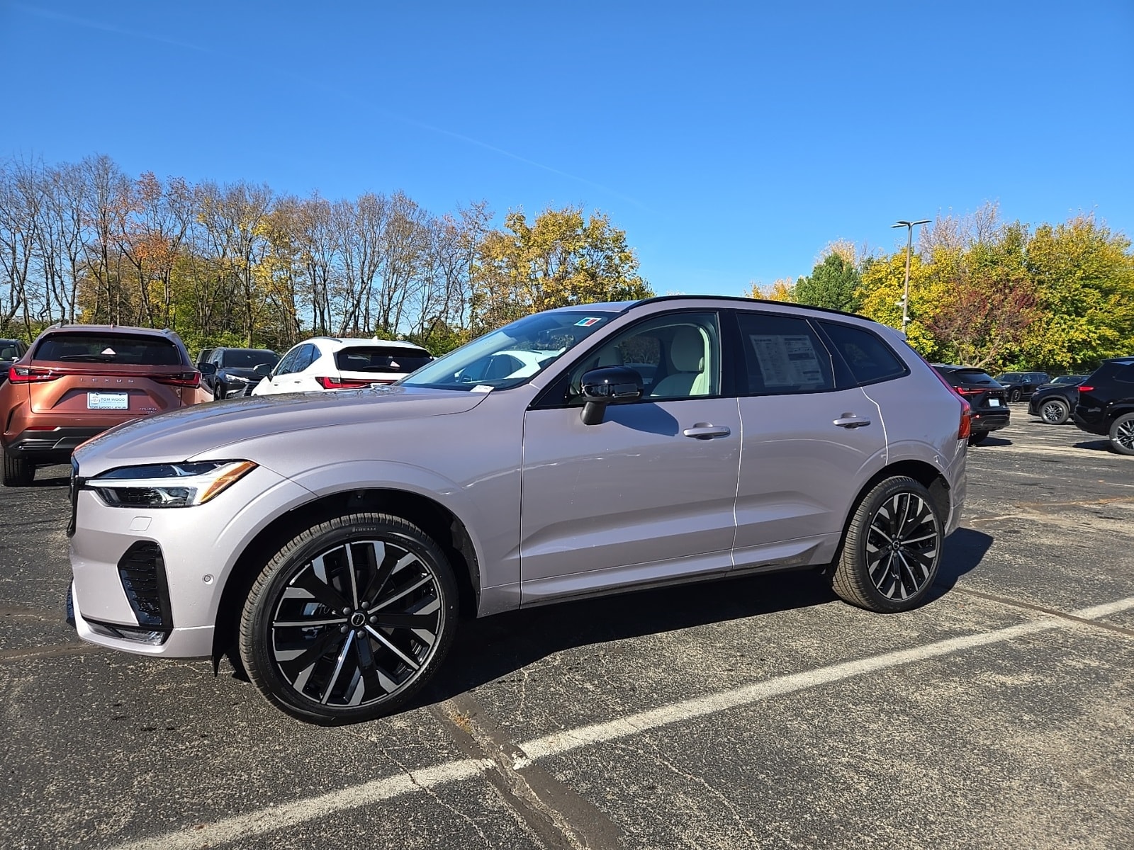 2026 Volvo XC60 Ultra's photo