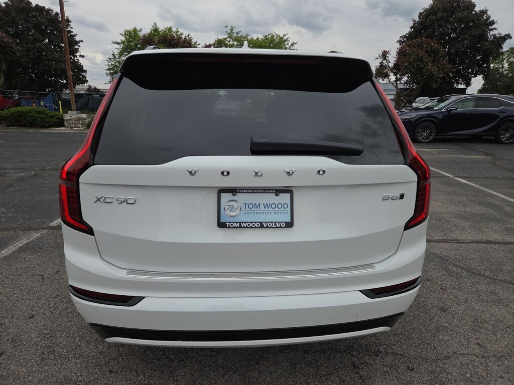 New 2026 Volvo XC90 B6 Ultra Dark Theme 7-Seater SUV
