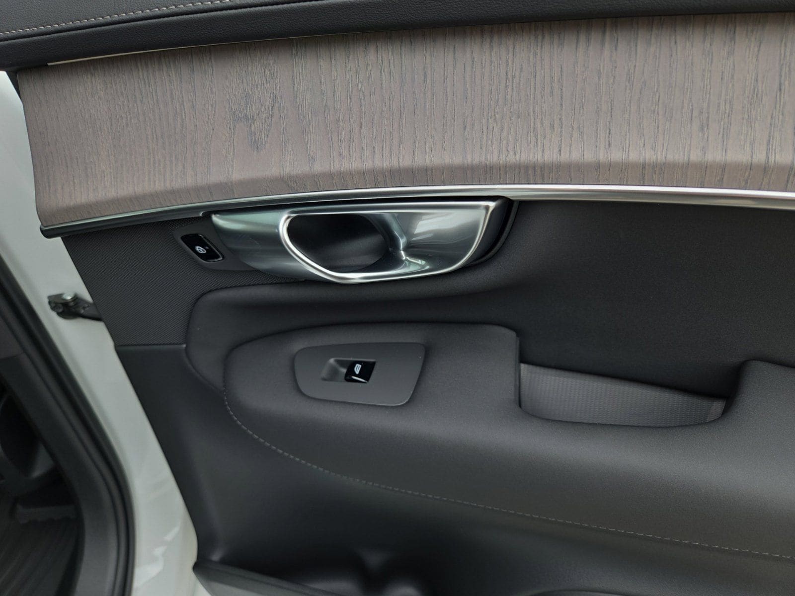 2026 Volvo XC90 Ultra - Photo 28