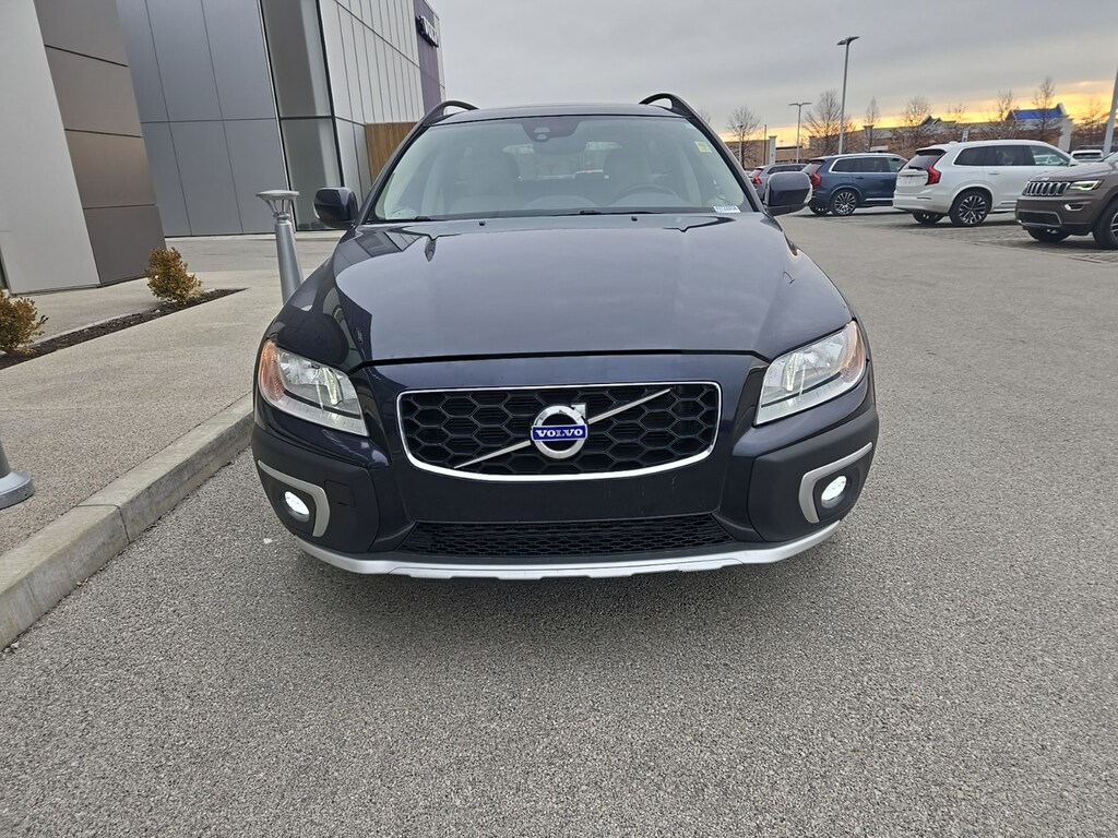 Used 2016 Volvo XC70 T5 Premier Wagon