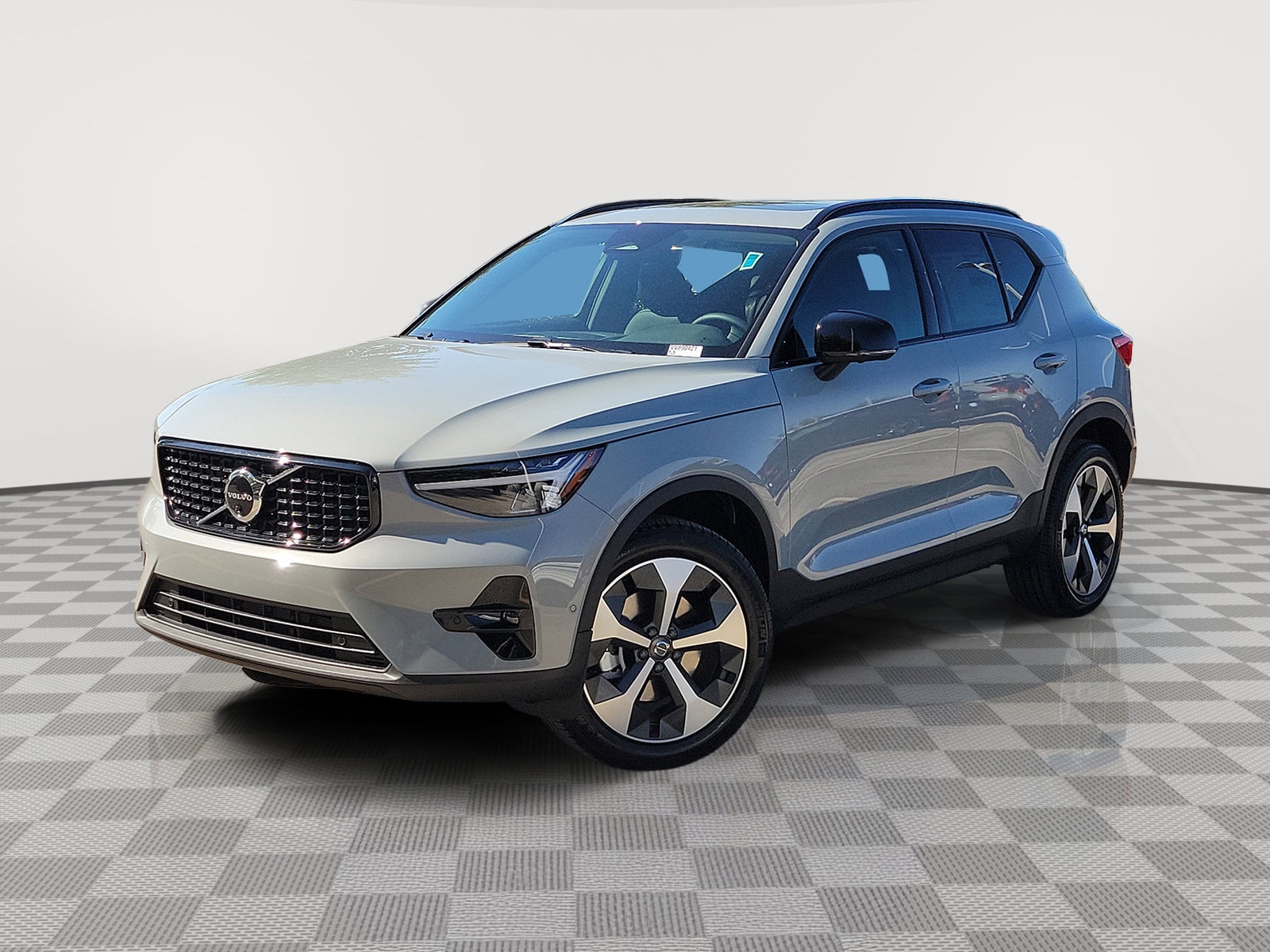 2026 Volvo XC40