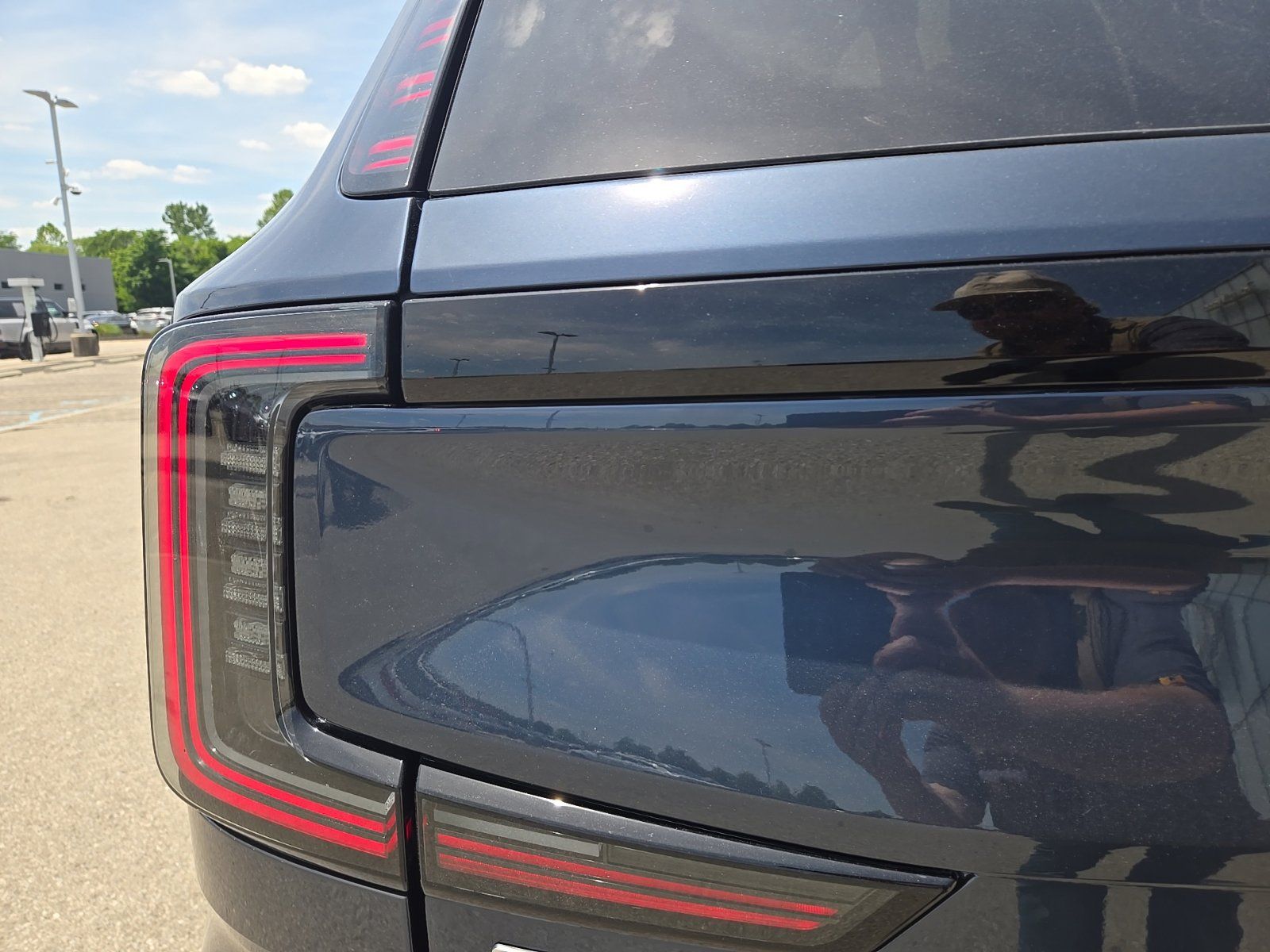 2025 Volvo EX90 Plus - Photo 9