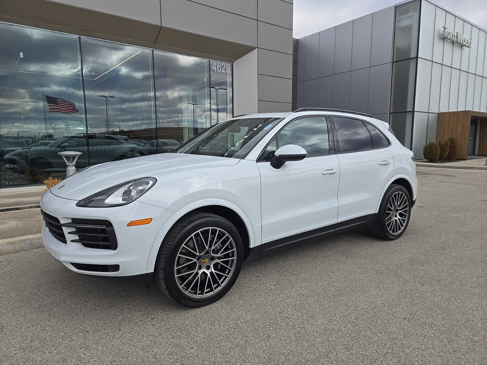 2022 Porsche Cayenne Platinum Edition