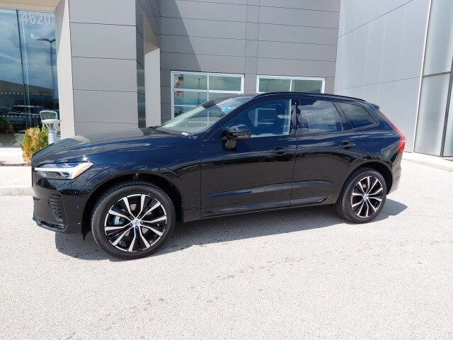 2025 Volvo XC60 B5 Plus AWD SUV