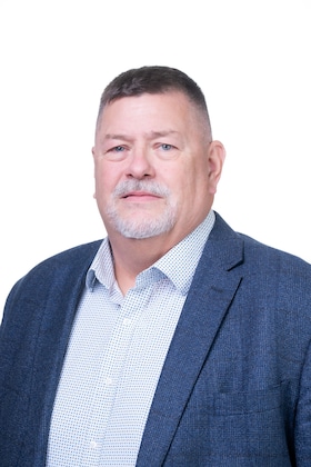 Staff member Jeffery Hodge from 61bc5950b93e