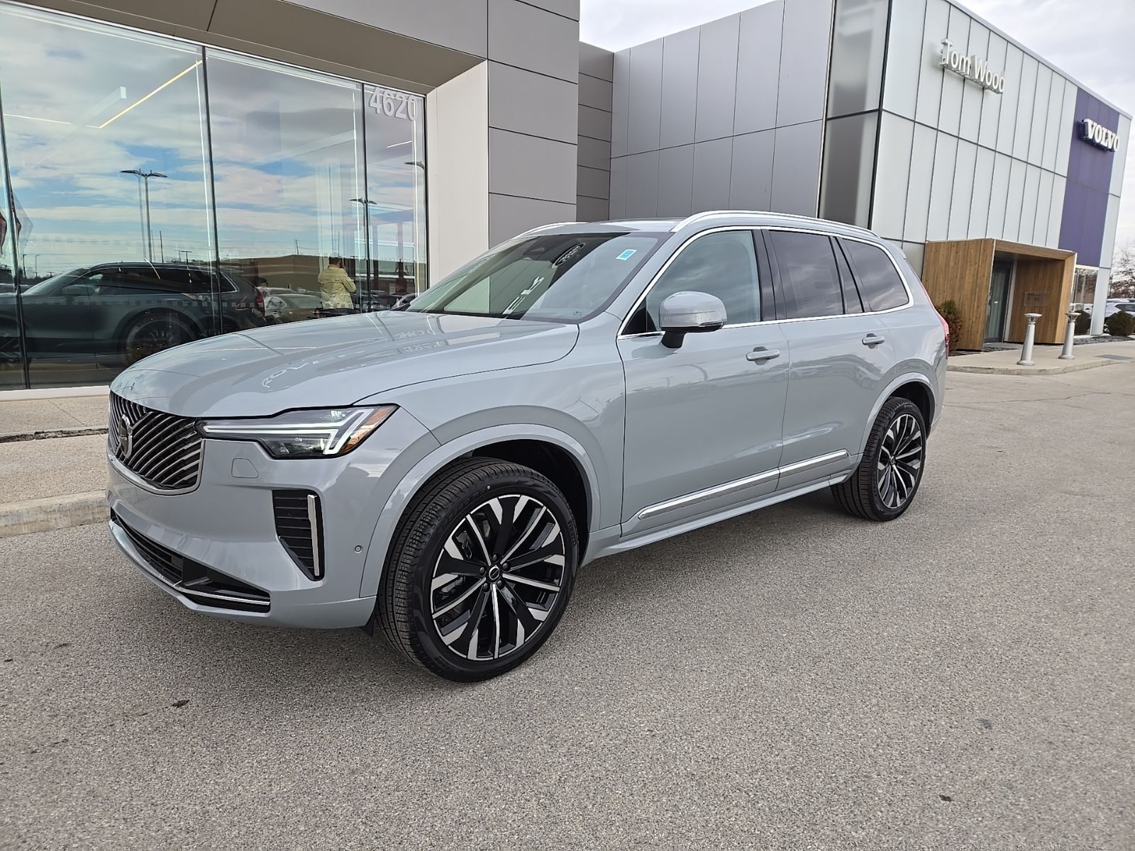 2026 Volvo XC90 B6 Ultra Bright 7-Seater 4WD's photo