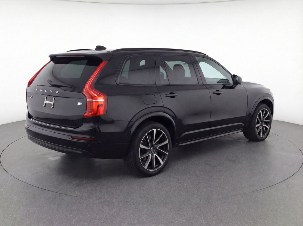 Used 2023 Volvo XC90 Recharge Plug-In Hybrid Ultimate SUV