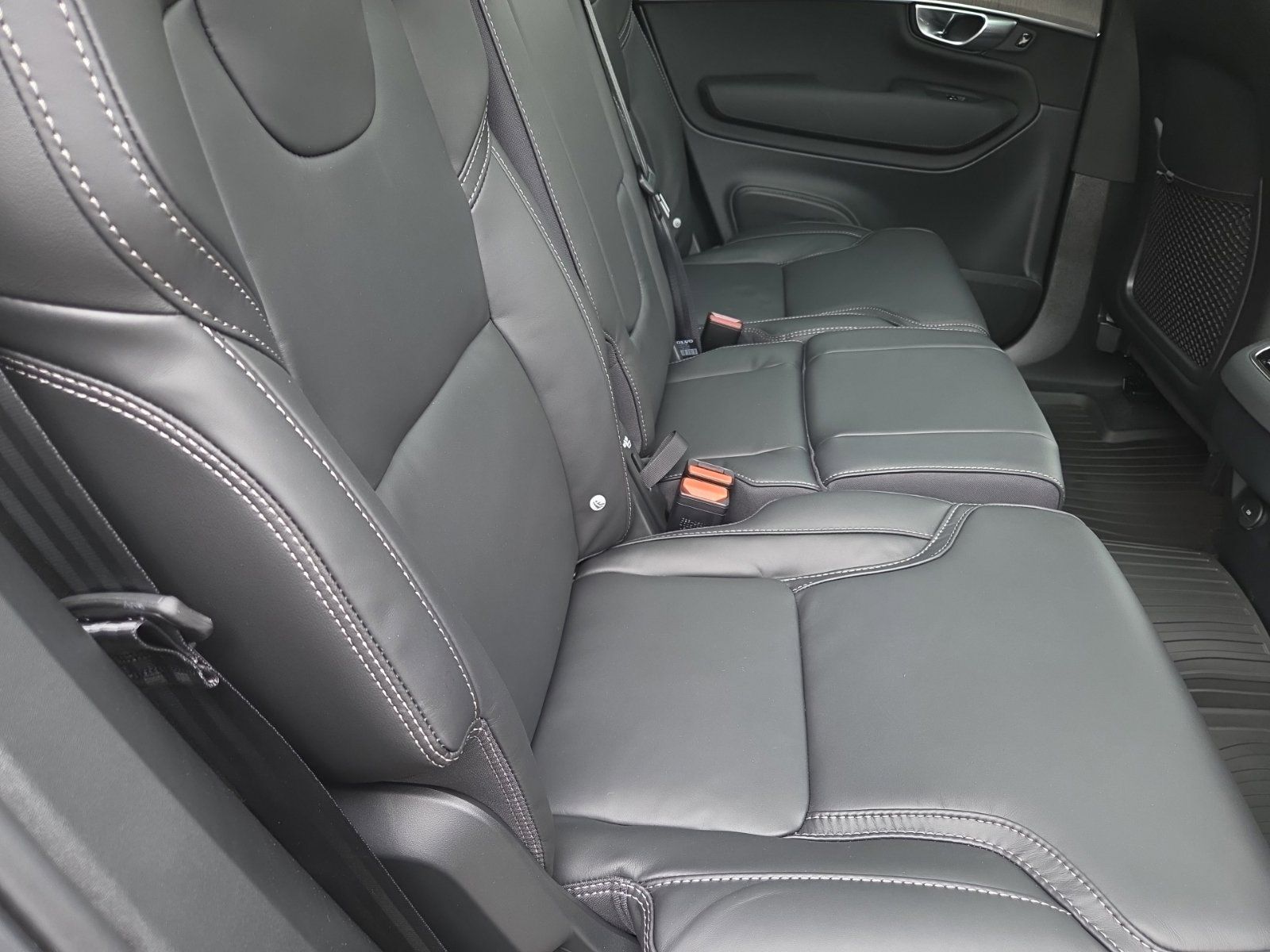 2026 Volvo XC90 Ultra - Photo 27