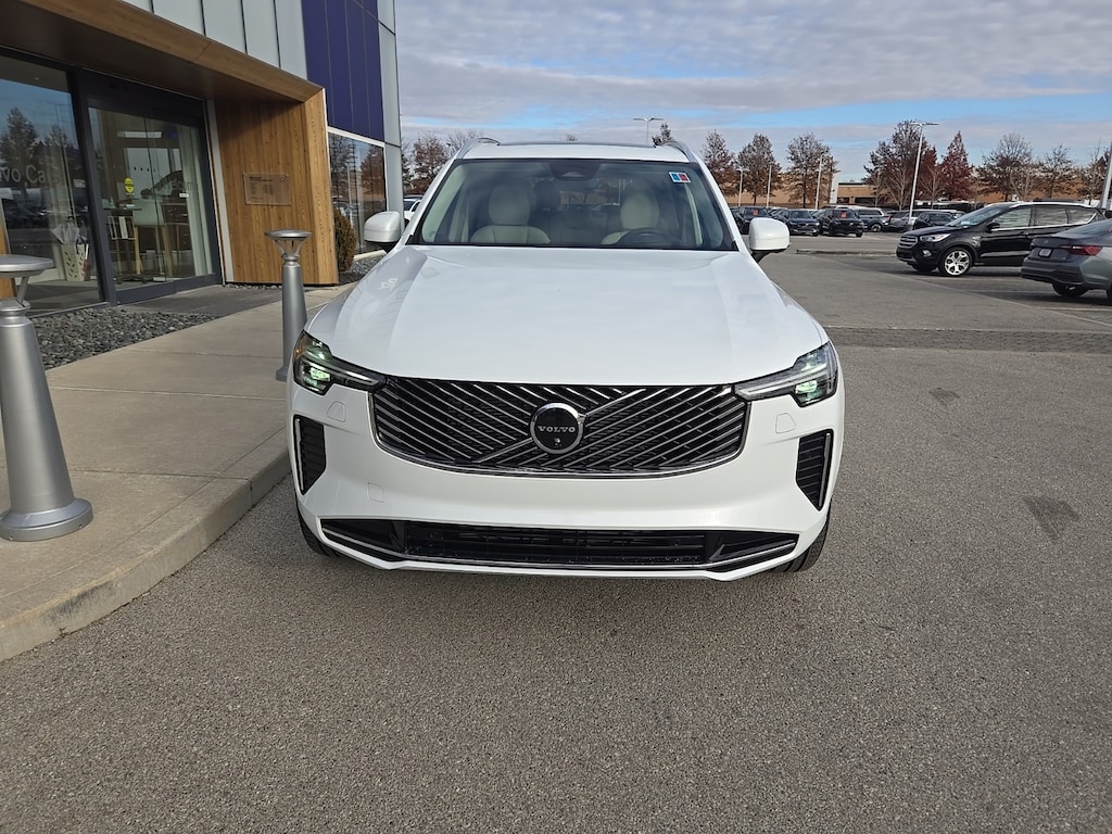 New 2026 Volvo XC90 B6 Ultra 7-Seater SUV