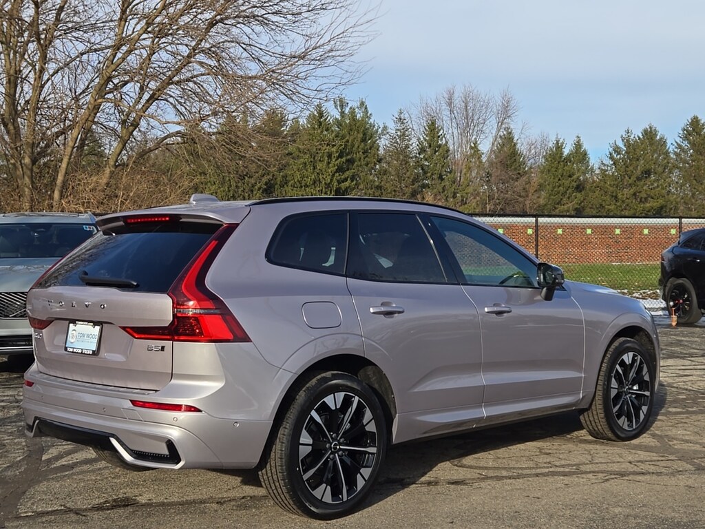 New 2026 Volvo XC60 B5 Plus SUV