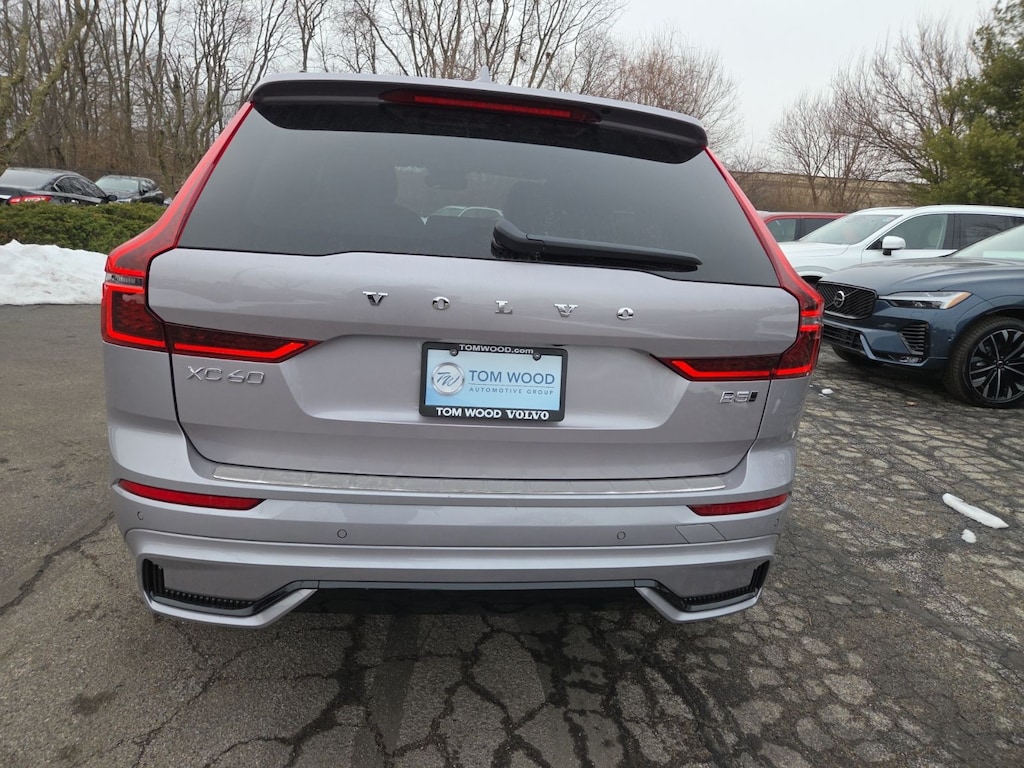New 2026 Volvo XC60 B5 Plus SUV