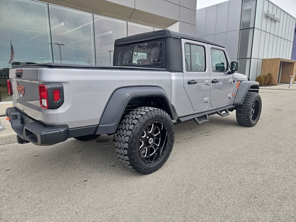 Used 2020 Jeep Gladiator Sport Truck