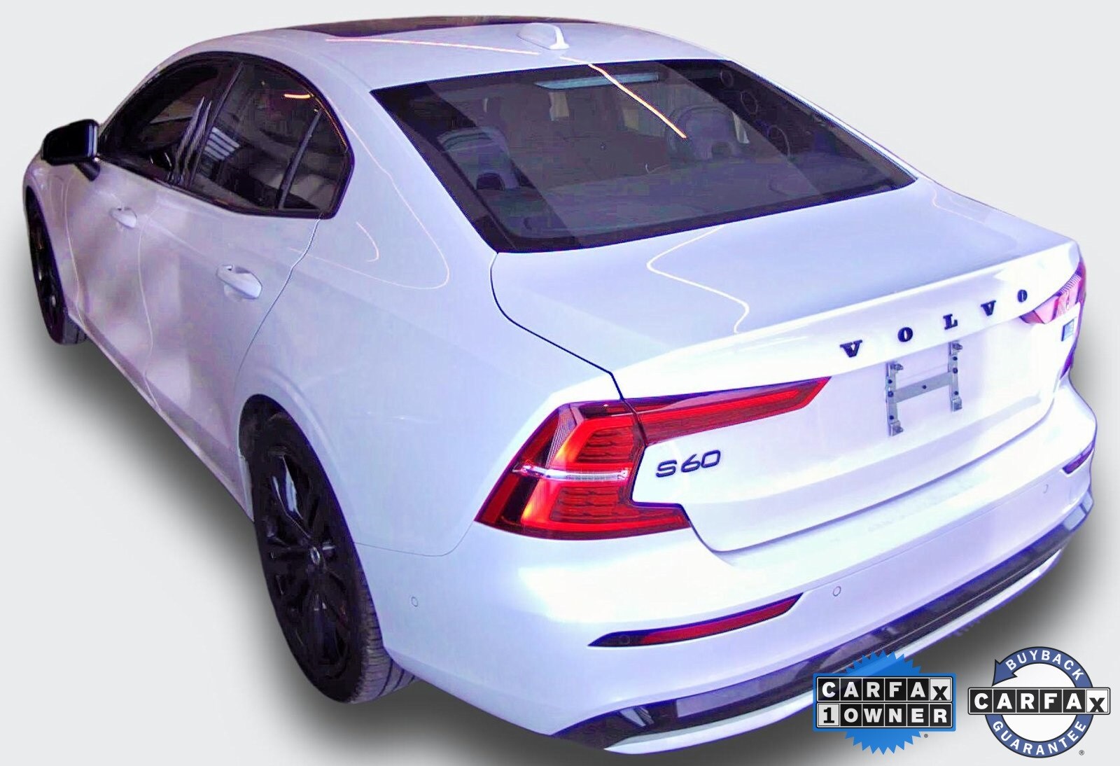 2024 Volvo S60 Recharge Ultimate photo 3