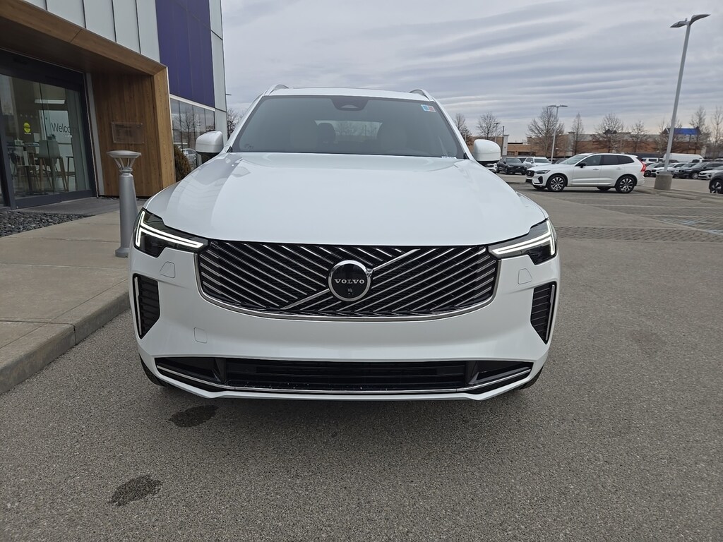 New 2026 Volvo XC90 B6 Plus 7-Seater SUV