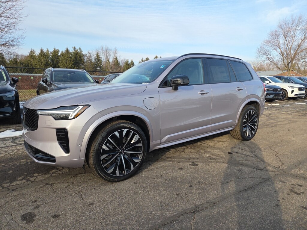 New 2026 Volvo XC90 plug-in hybrid T8 Ultra Dark Theme 6-Seater SUV