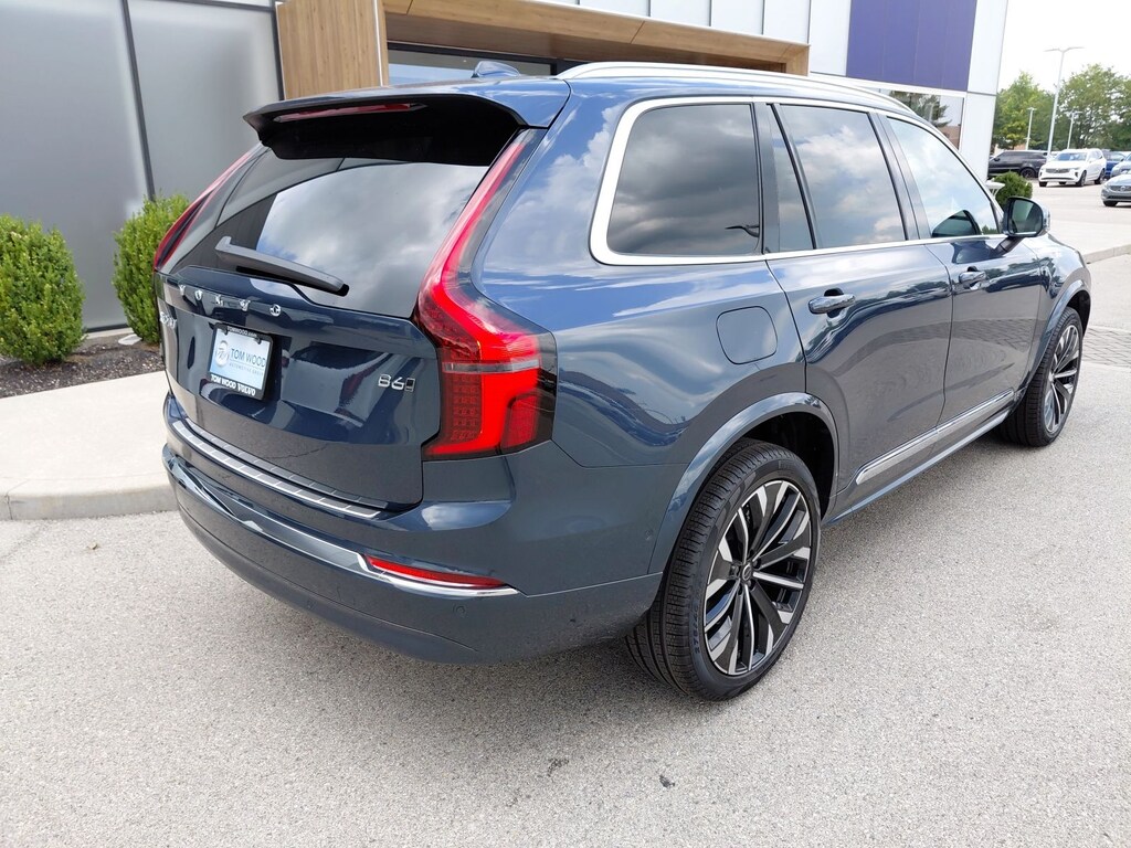 New 2026 Volvo XC90 B6 Plus 7-Seater SUV