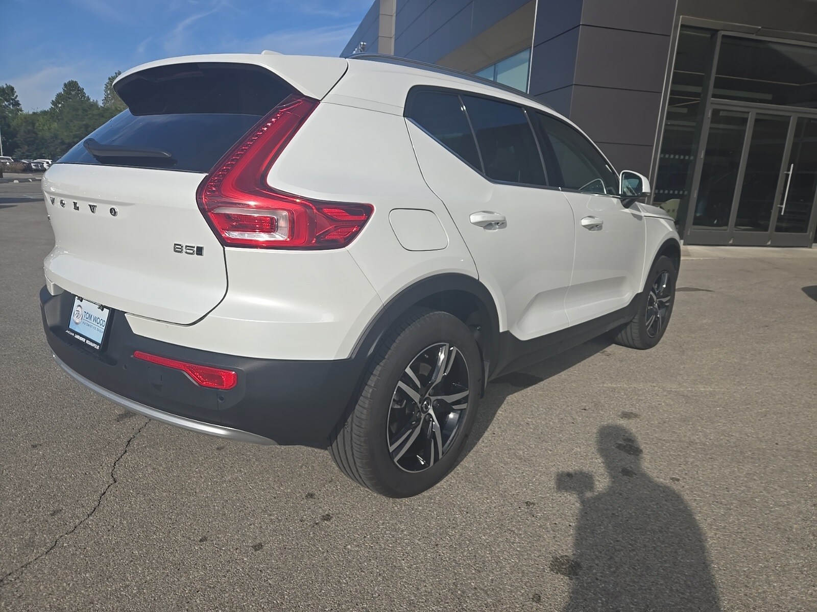 2025 Volvo XC40 Core photo 2