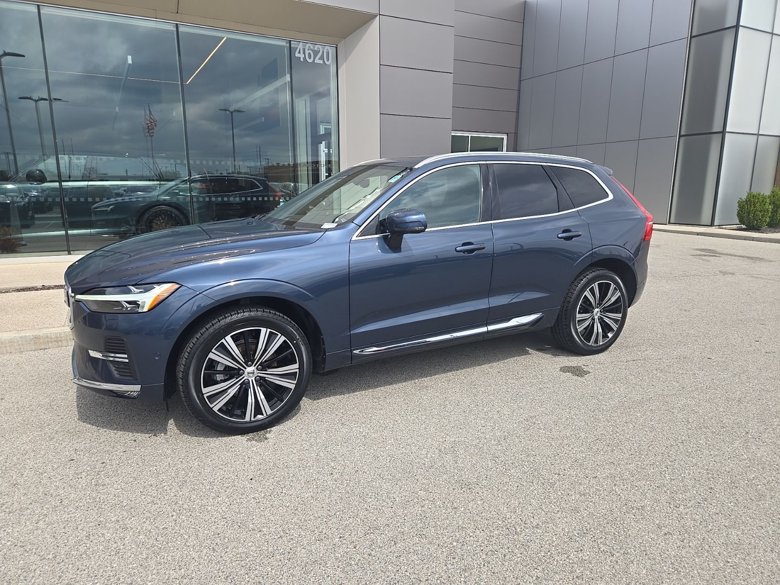 2023 Volvo XC60