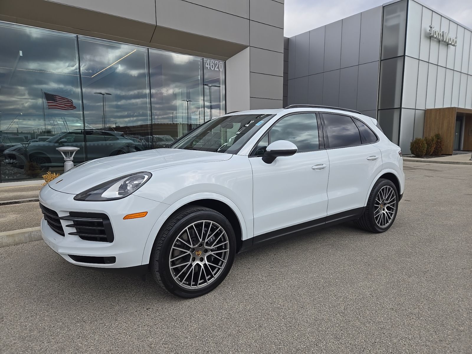 2022 Porsche Cayenne Platinum Edition