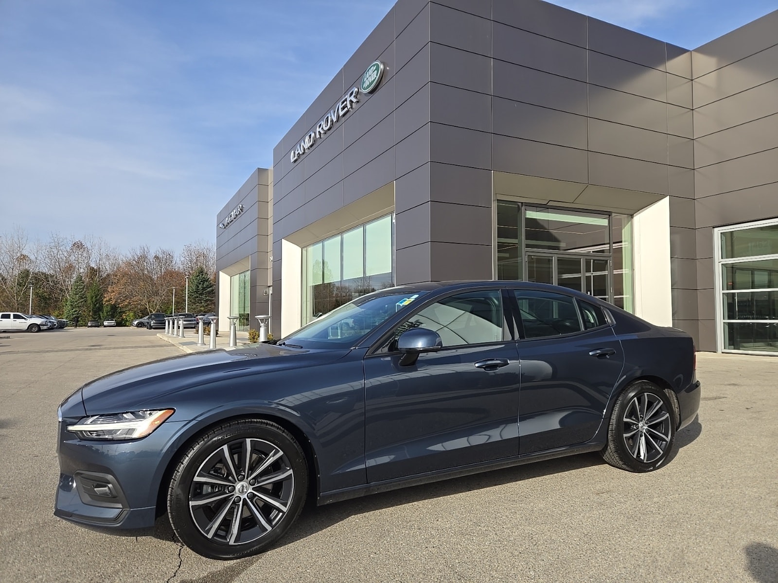 2021 Volvo S60 Momentum