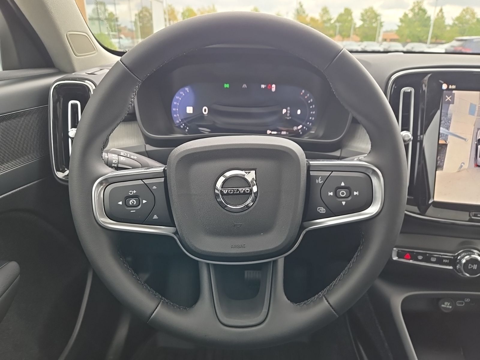 2026 Volvo XC40 Plus - Photo 36