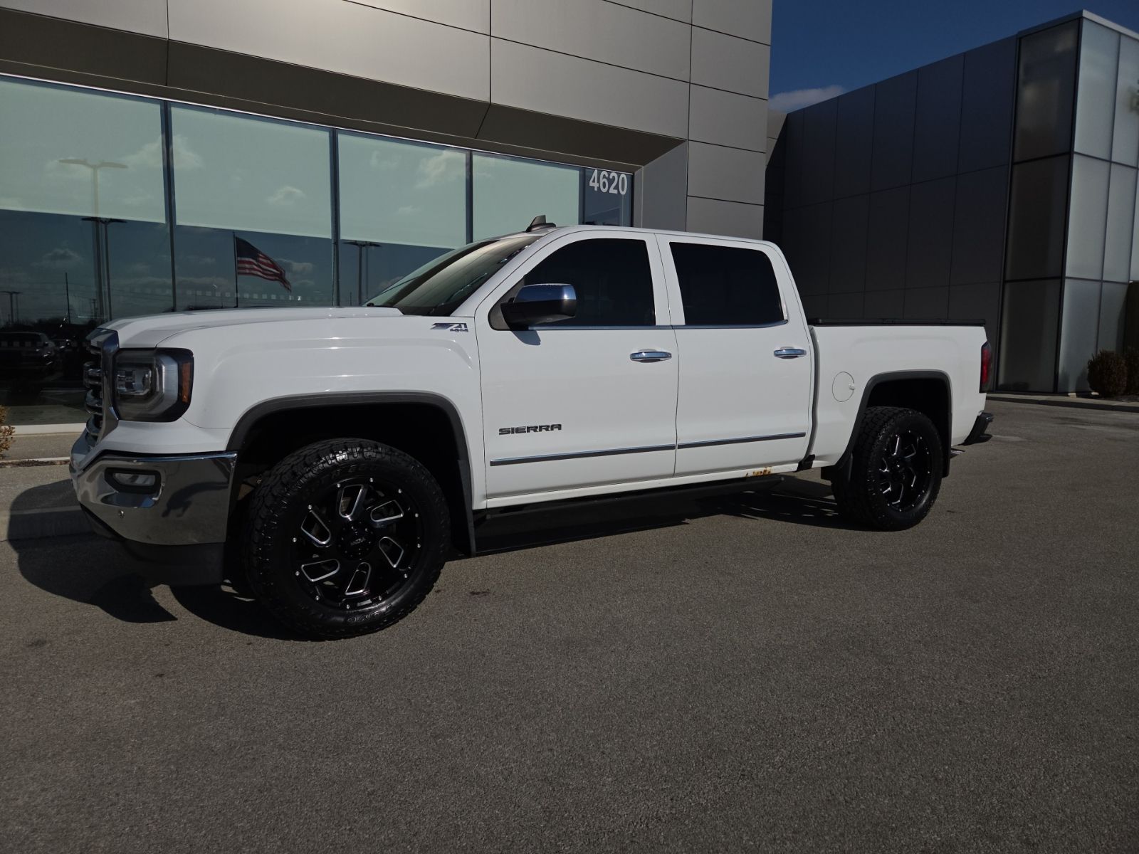 2017 GMC Sierra 1500 SLT