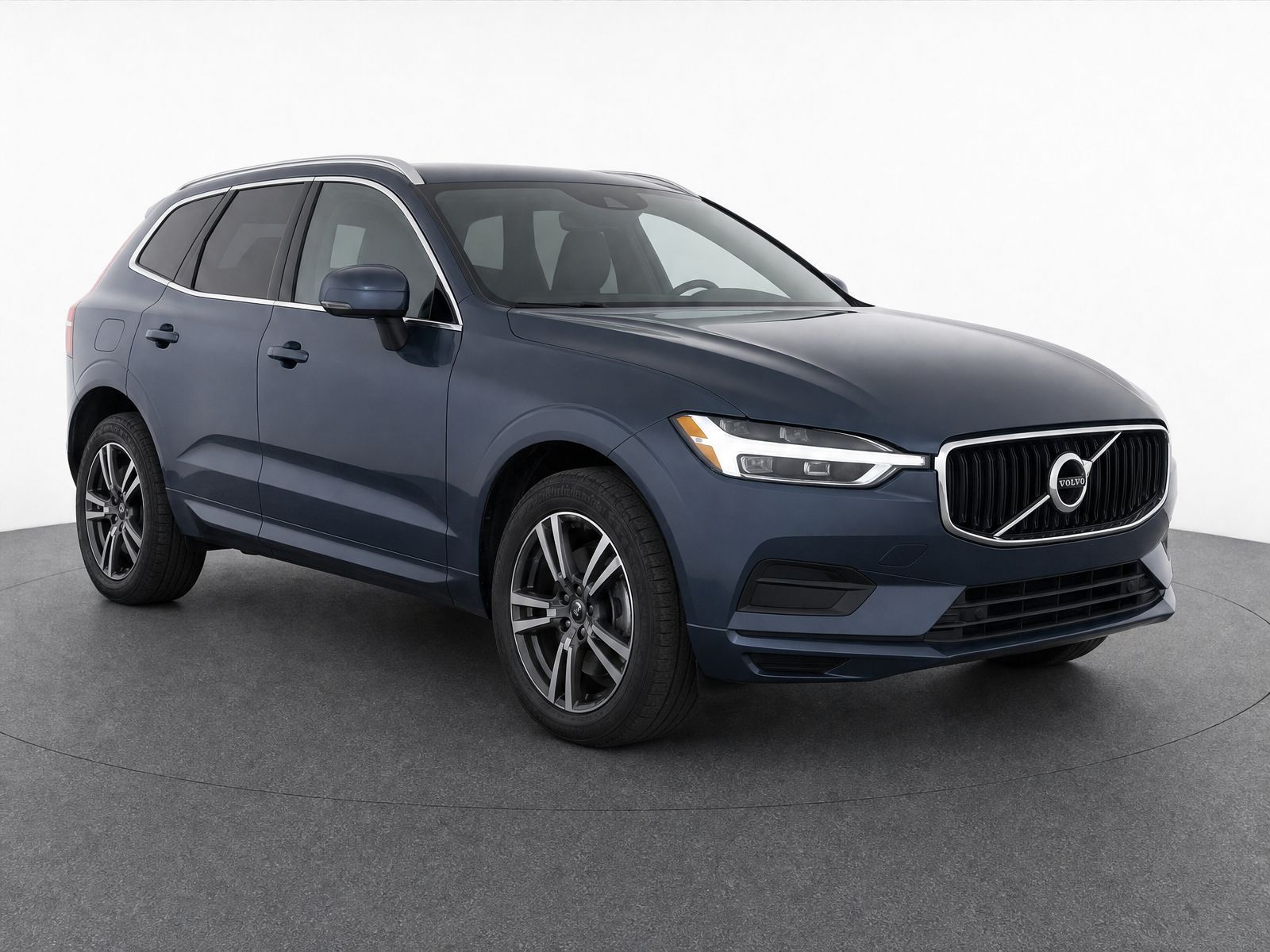 2021 Volvo XC60 T5 Momentum AWD's photo