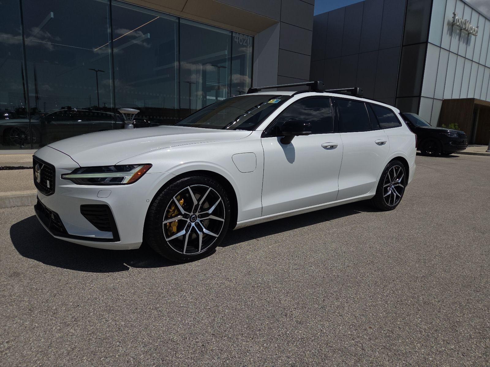 2024 Volvo V60 T8 Polestar Ex Range PHEV AWD's photo